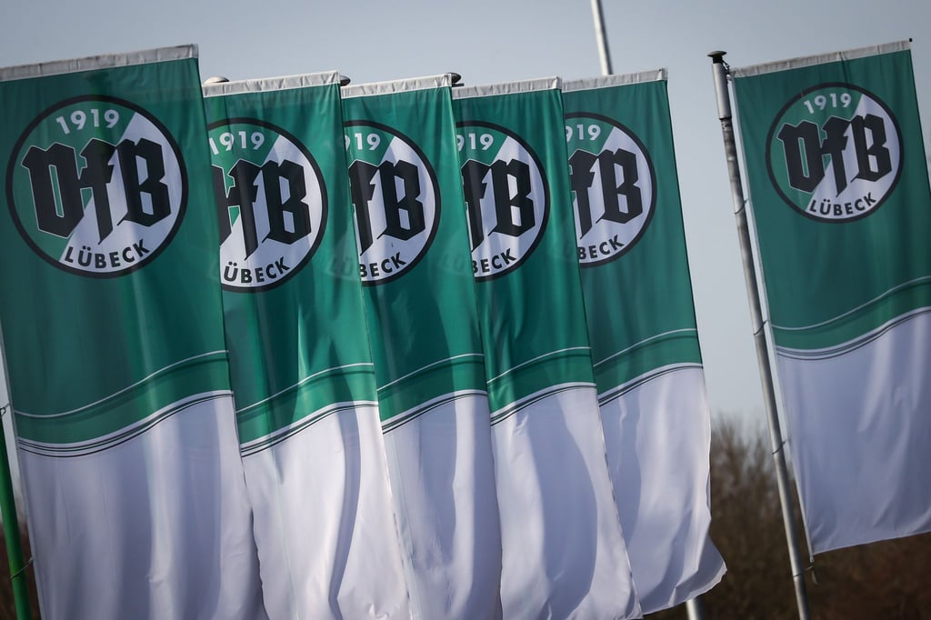 Der VfB Lübeck steht wieder vor Problemen.