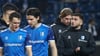 Samuel Loric (re.) hat sich schwer verletzt: Der Schienenspieler wird dem 1. FC Magdeburg bis auf Weiteres fehlen.