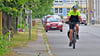 Der Regionalbereichsbeamte Andreas Raters geht jetzt im gesamten Seeland auch auf Fahrrad-Streife – wie hier in Nachterstedt.