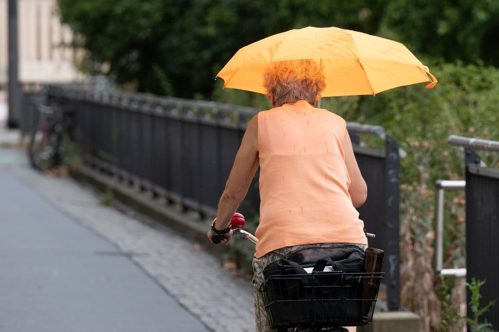 Im Laufe des Tages ist laut DWD-Angaben mit zunehmendem Regen zu rechnen. (Symbolbild)