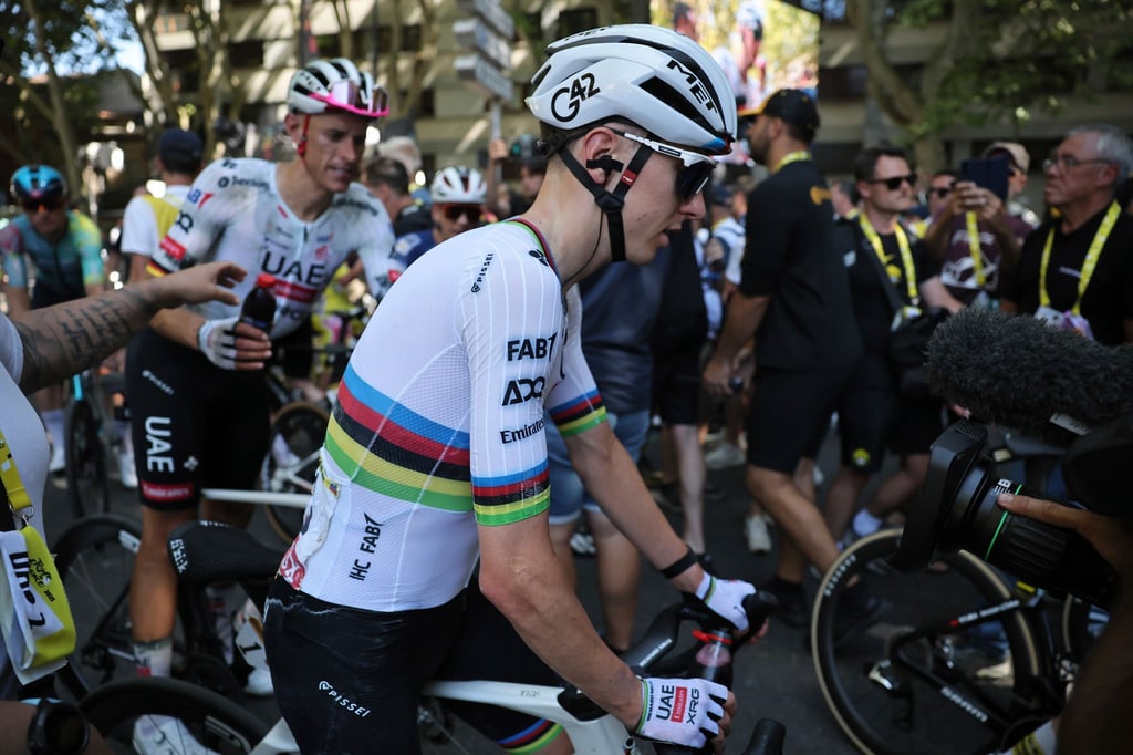 Tadej Pogacar ist auf der elften Etappe der Tour de France gestürzt.