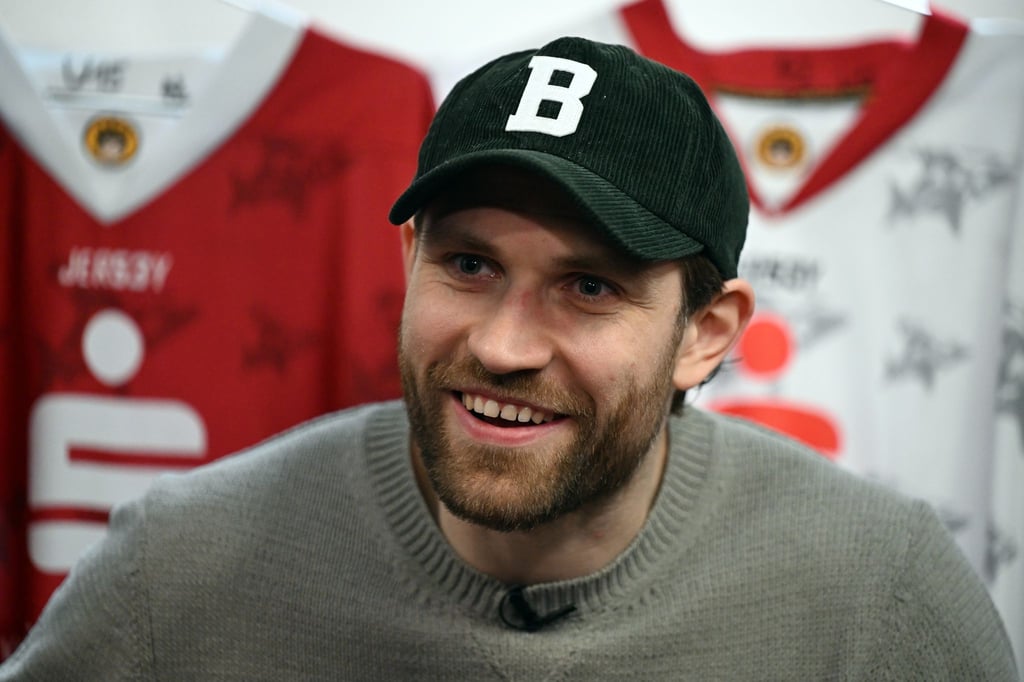 Leon Draisaitl ist als bester Spieler der NHL mit einem ESPY Award ausgezeichnet worden.