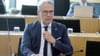 Angesichts Anfeindungen gegen Kommunalpolitiker wird Kritik an Thüringens Innenminister Georg Maier laut. (Archivbild)