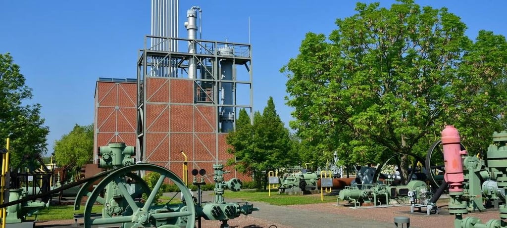 Das Chemie-Museum zeigt circa 300 Exponate aus Chemie und Technik.