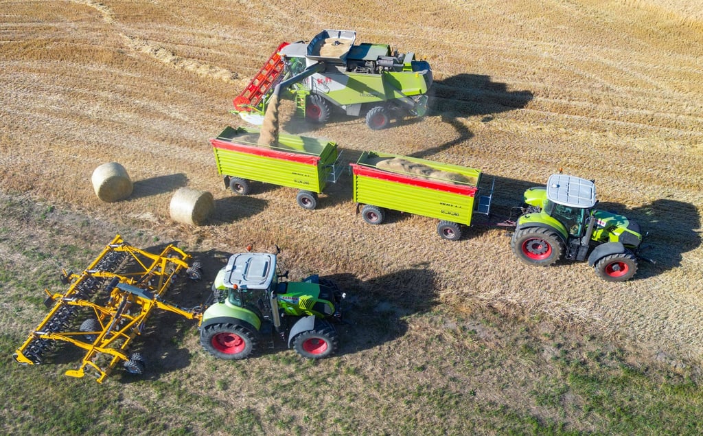 Die Getreideernte ist in Deutschland im Gange. Landwirte sind wegen der Agrarpolitik der EU-Kommission verunsichert. (Archivbild)