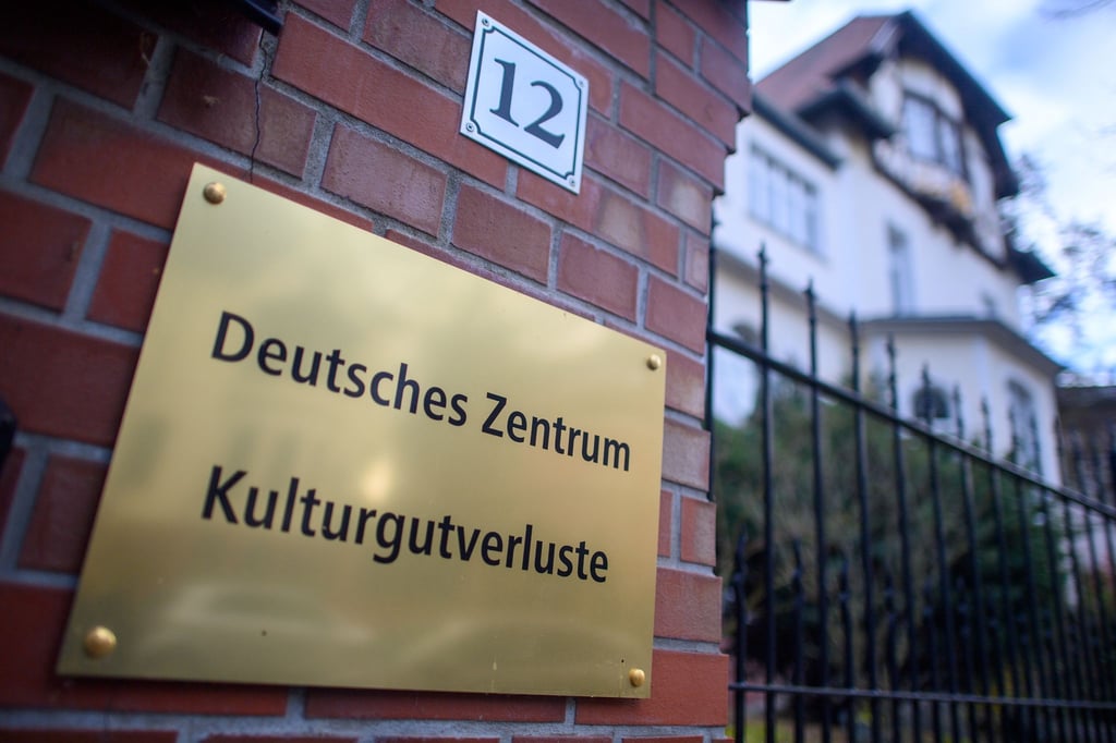 Das Deutsche Zentrum Kulturgutverluste finanziert die Erstchecks. (Archivbild)