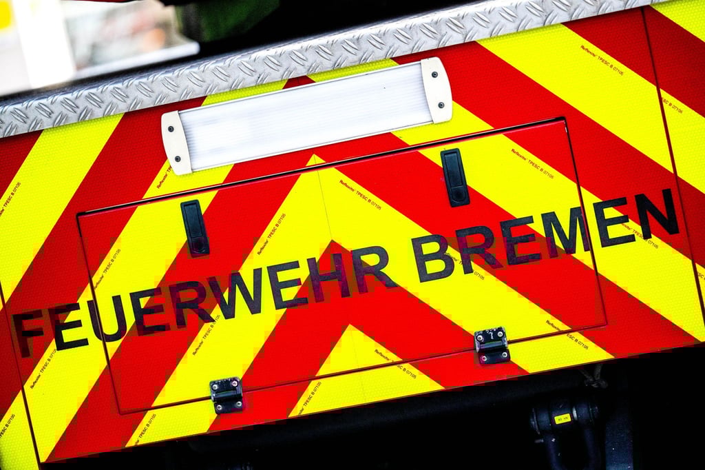 Der Einsatz in der Bremer Neustadt kann Stunden dauern. (Archivfoto)