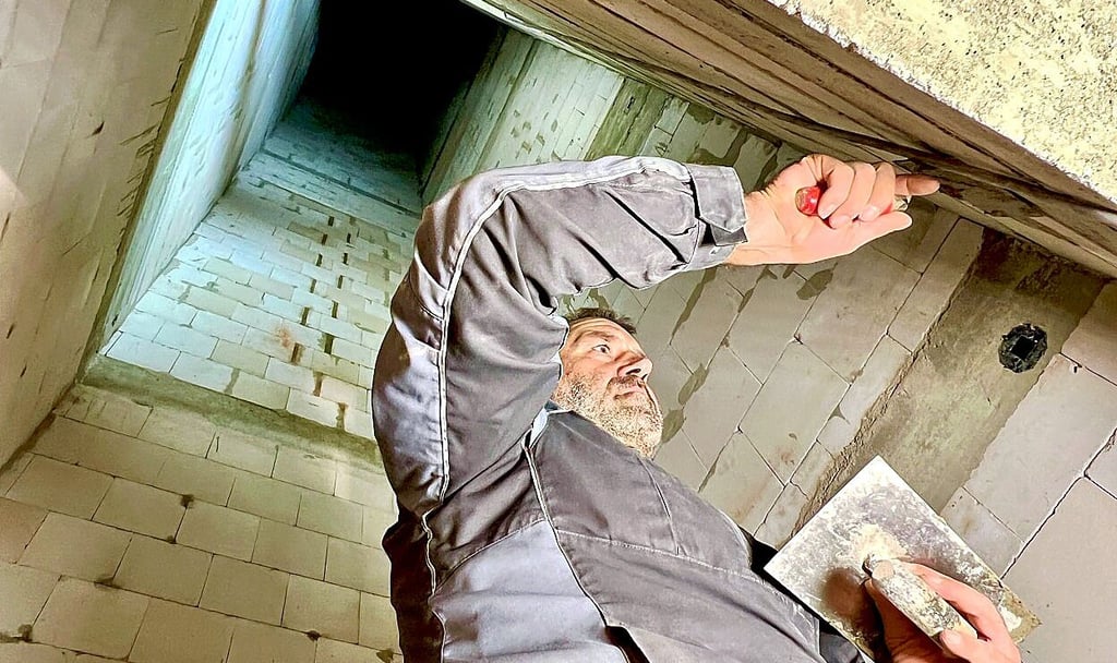 Ein Blick in den neuen Fahrstuhlschacht im Rathaus I.