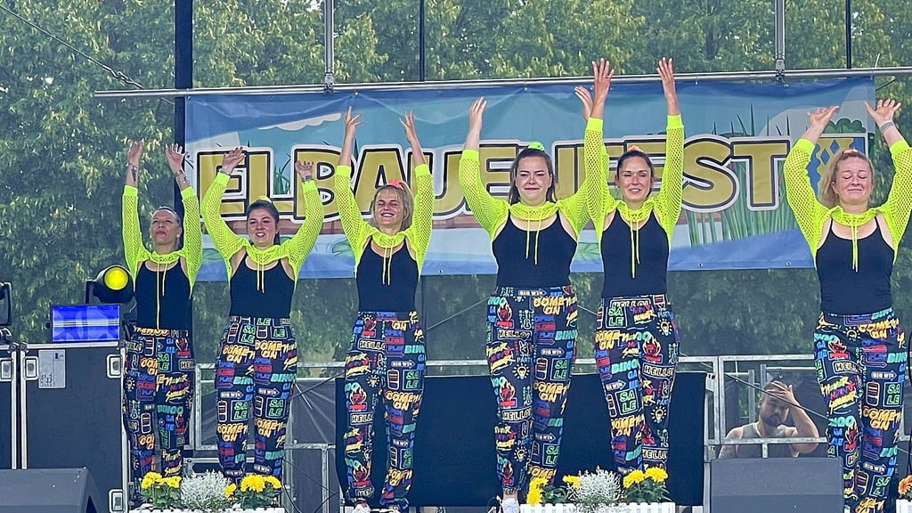 Die Tanzgruppe „Poppies“ vom Hohenseedener Carnevalsverein treten auch 2025 beim Elbauenfest in Parey auf.