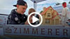 Die Häuser, die aus Bausätzen in der Zimmerei entstehen, können später im Kaufhaus erworben werden. 