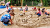 Damit die Kinder in und an der Einrichtung „Waldspatzen“ in Griebo sicher spielen können, gibt es Zutrittsbeschränkungen.
