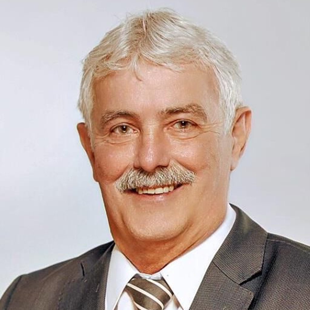 Peter Rotter, Jahrgang 1955, ist seit 33 Jahren Politiker, in Kommune wie Land. Derzeit als Ortsbürgermeister Förderstedts und Vorsitzender des Stadtrats tätig, ist der 70-Jährige nach wie vor von der Christdemokratie überzeugt. Die CDU? „Meine erste – die werd’ ich auch behalten.“
