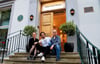 Dirk Ballarin (re.) mit Alberto Pizzo und Anja Mühlenbruch-Kränzel vor den Abbey Road Studios in London 