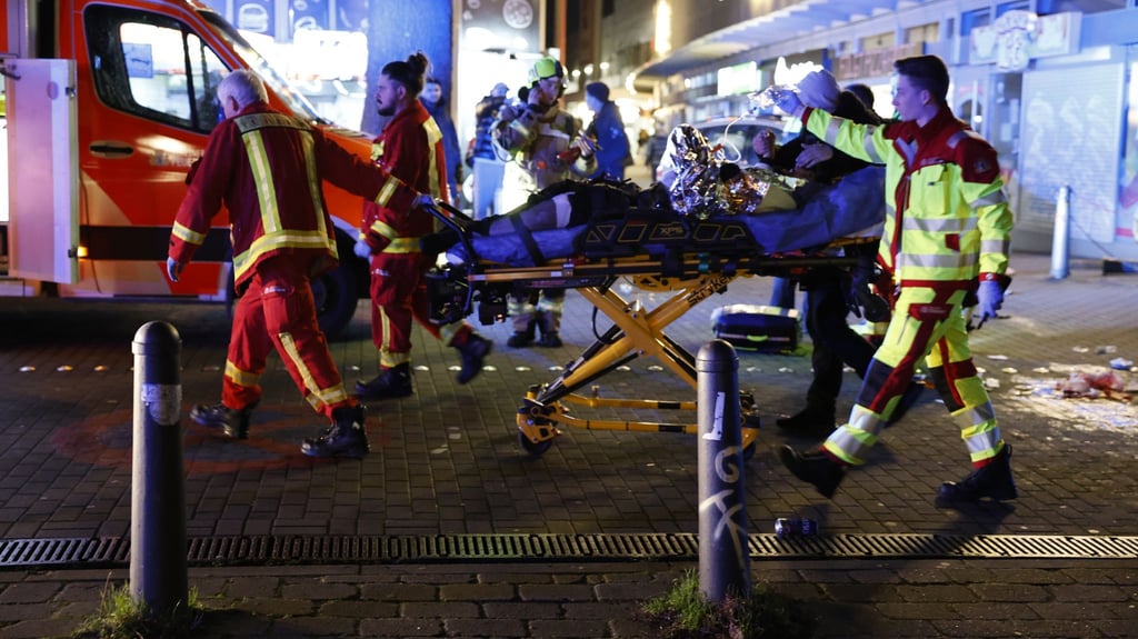 Wie lassen sich Verletzte schnell versorgen? Der Rahmenplan "Zivile Verteidigung Krankenhäuser" in Berlin gibt Antworten. (Symbolbild)