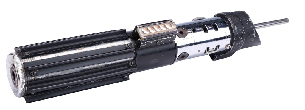 Das legendäre Lichtschwert von „Star Wars“-Bösewicht Darth Vader wird im September in Los Angeles versteigert.