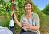Winzerin Beate Trittin auf ihrer Anbaufläche