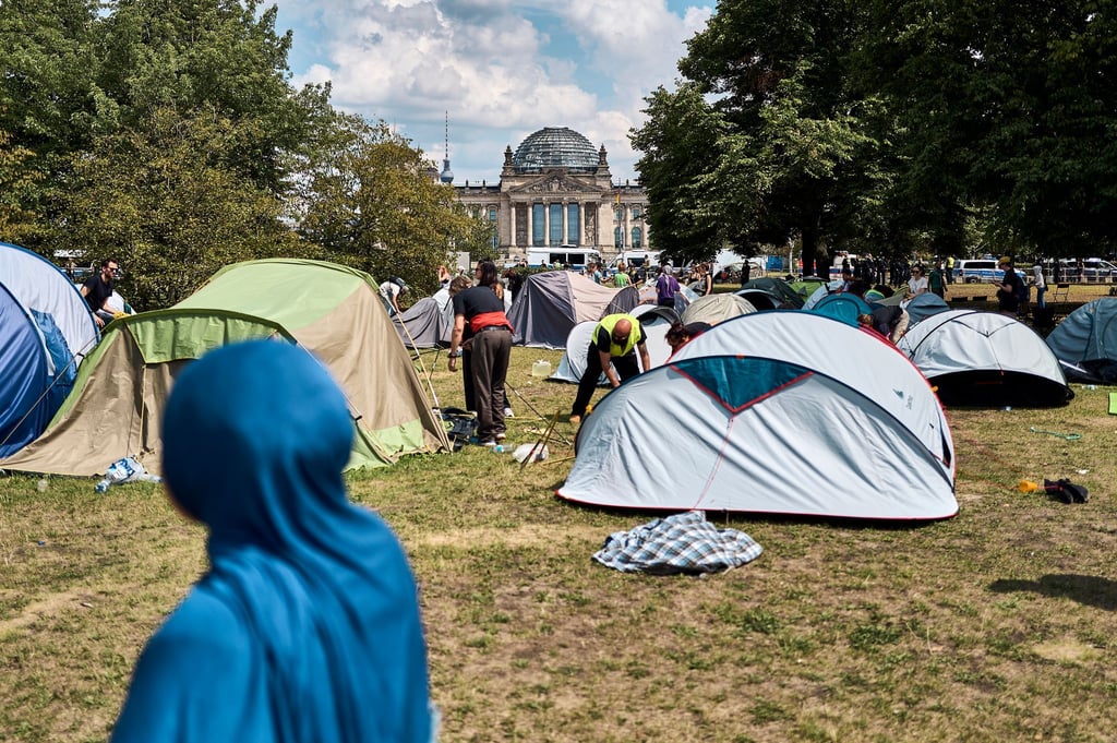 Das Camp musste am Montag auf Anordnung der Polizei umziehen. (Archivbild)