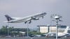 In Zusammenarbeit mit dem Emirat Katar werden 81 Straftäter vom Flughafen Leipzig aus nach Afghanistan ausgeflogen.