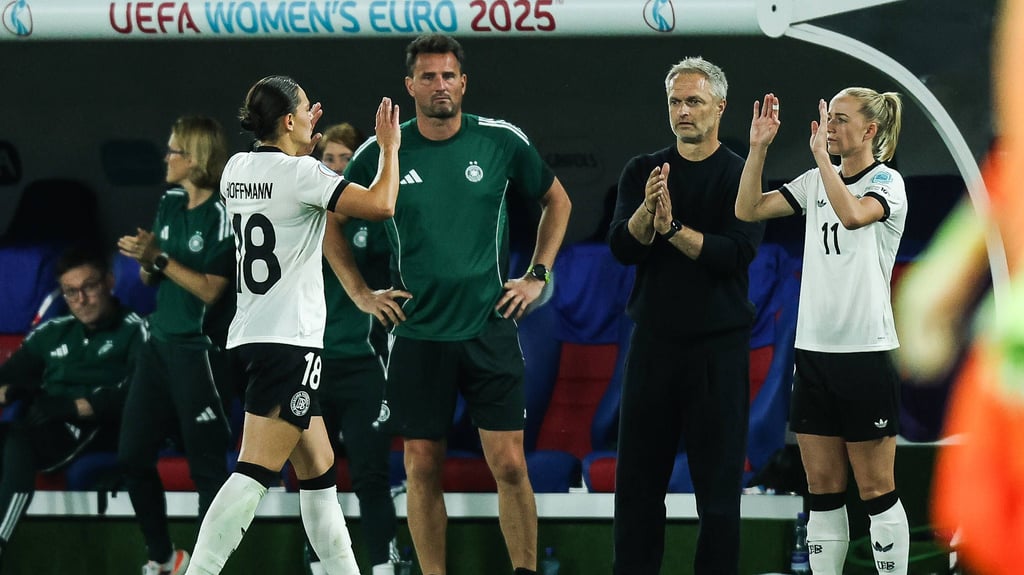 Lea Schüller kam für Giovanna Hoffmann ins Spiel.
