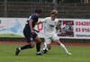 Albert Millgramm (am Ball) suchte seine Chance in Distanzschüssen. Doch die große Gefahr für den Gegner blieb aus.