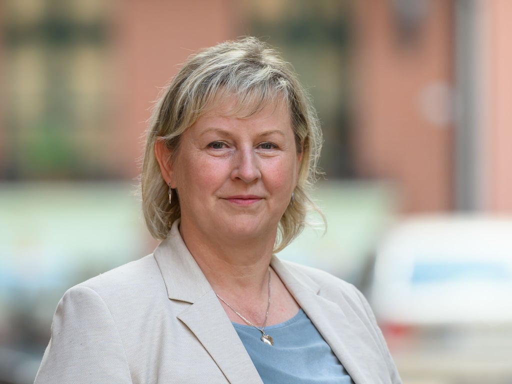 Christiane Lindner-Klopsch (parteilos) ist nun nicht mehr nur kommissarisch Bürgermeisterin von Jüterbog. (Archivbild)