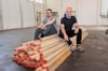 Dirk Ramthor ( rechts ) und Friedrich Hensen bereiten das Kunstfest in Zeitz vor. 
