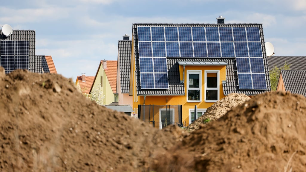 Grundstücke für den Hausbau sind nach der Flaute von 2022 auch in Mansfeld-Südharz wieder mehr gefragt.