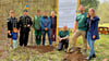 Vertreter etlicher Hüttenröder Vereine an der Gänsewiese mit neuer Informations-Tafel am Wanderweg; ein bedeutsamer Ort speziell für den Grasedanz in Hüttenrode. 