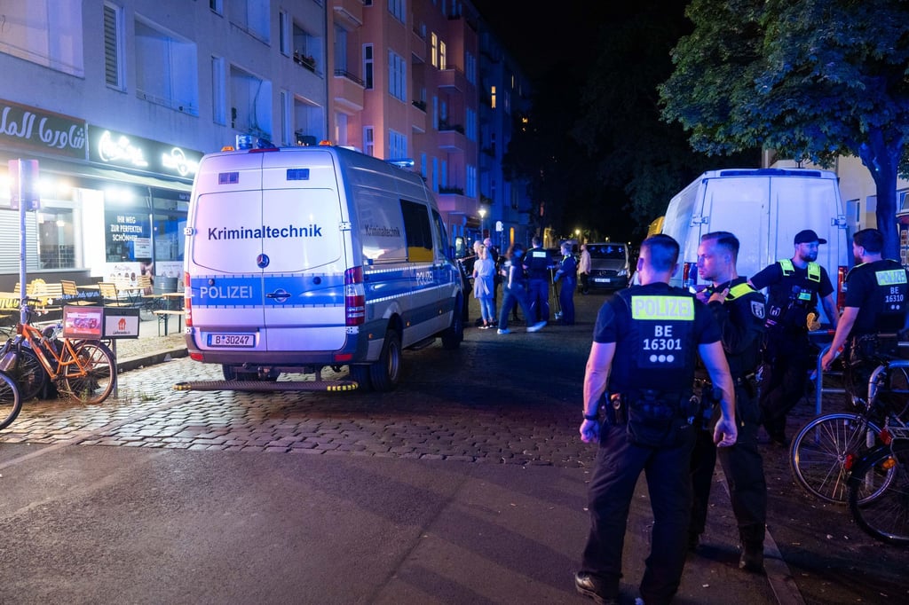Die Polizei war am Samstagabend mit großem Aufgebot in Gesundbrunnen im Einsatz.