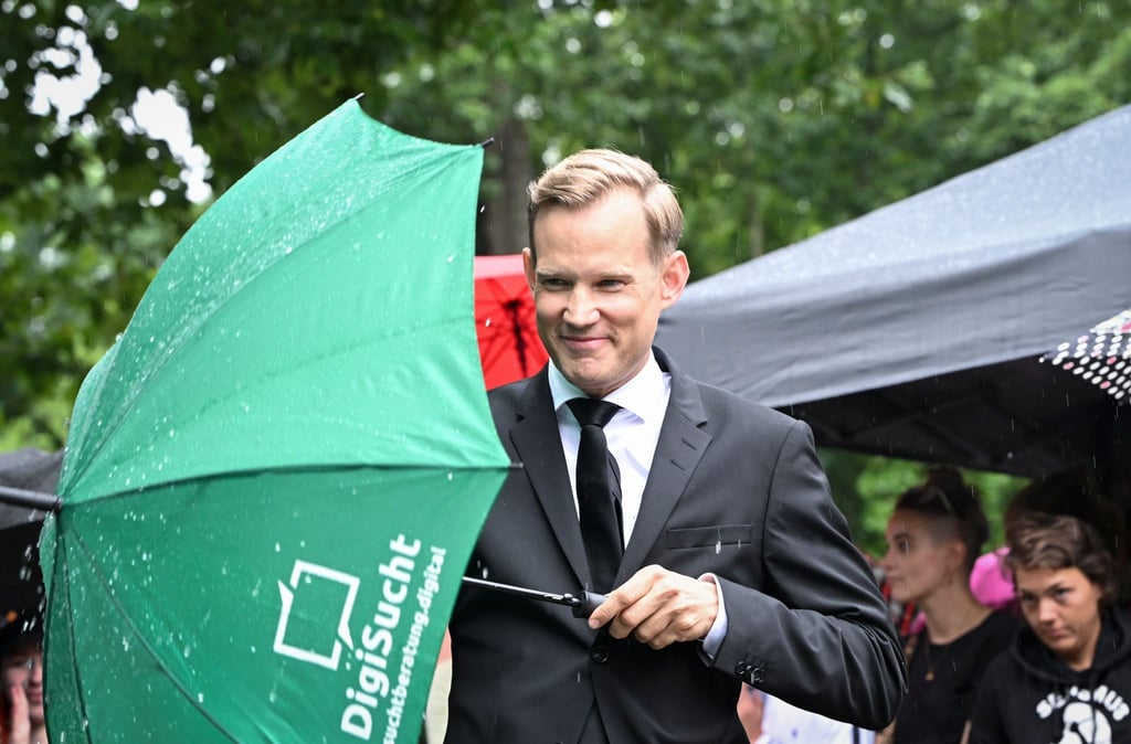 Der Bundesdrogenbeauftragte Hendrik Streeck findet die Zahl der Drogentoten in Deutschland erschreckend hoch.