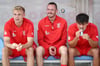 Verlassen Kilian Zaruba (l.) oder Niklas Kastenhofer (M.) den Klub?
