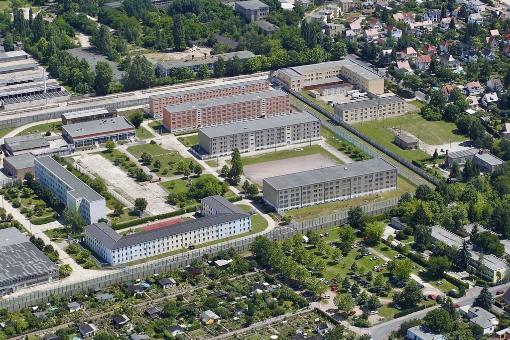 Der Standort der JVA in der Frohen Zukunft in Halle hat ausgedient. Ein Neubau soll ihn ersetzen.