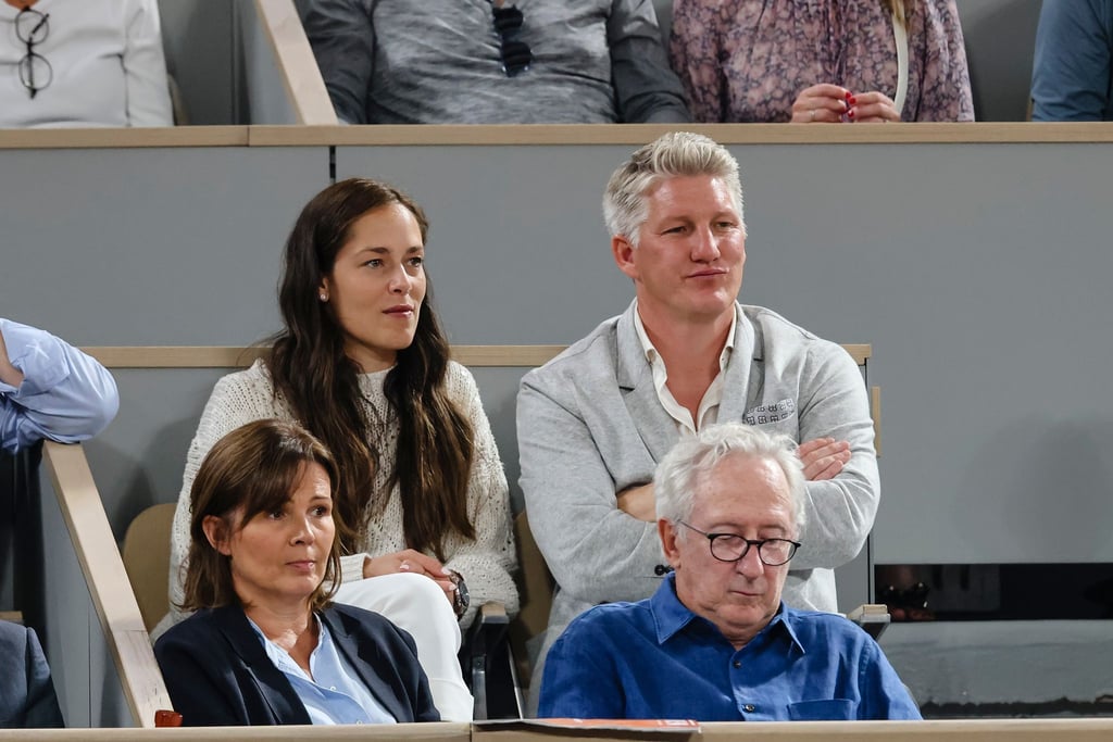 Bei den French Open feierte Ana Ivanović einen ihrer größten Erfolge - 2022 sitzt sie hier mit ihrem Mann im Publikum.