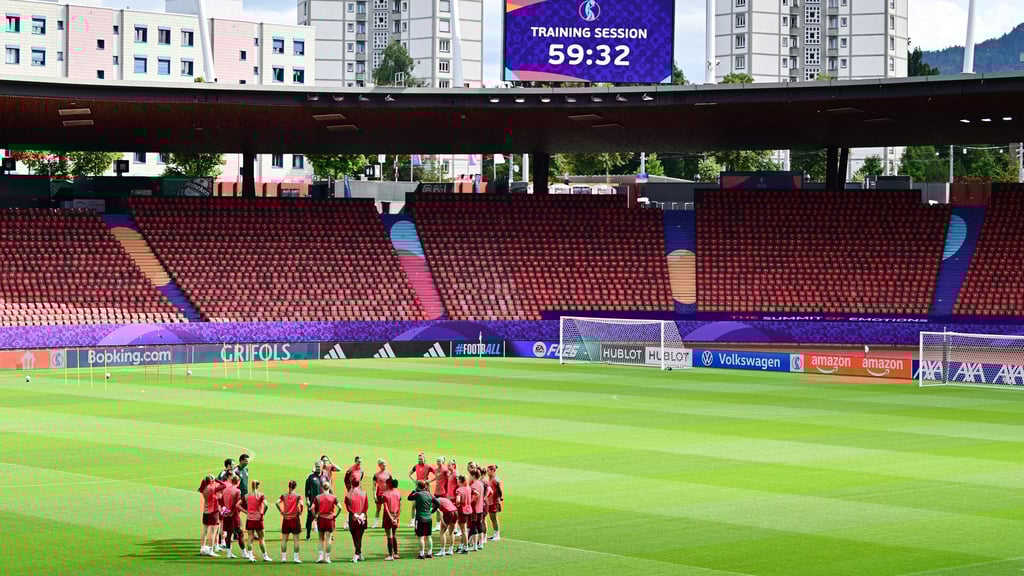 Abschlusstraining der FB-Frauen im Letzigrund.