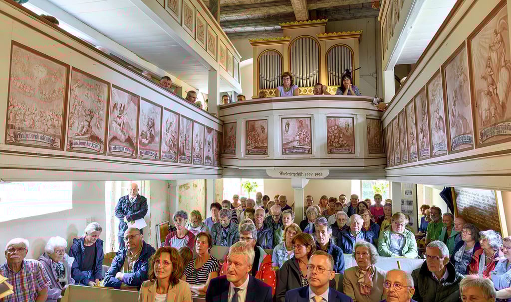 Zum Jubiläumskonzert ist die Großgestewitzr Kirche bestens besucht.