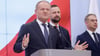 Polens Regierungschef Tusk hat sein Kabinett von 26 auf 21 Ministerposten verkleinert.