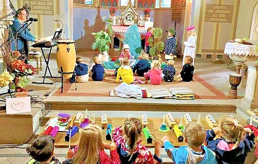 Die Haardorfer Kita-Kinder gehören, wie hier 2023, zu den regelmäßigen Teilnehmern des Sommerprojektes in der Klangkirche.