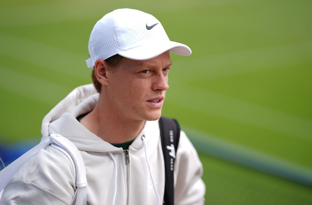 Jannik Sinner holt seinen Athletiktrainer zurück.