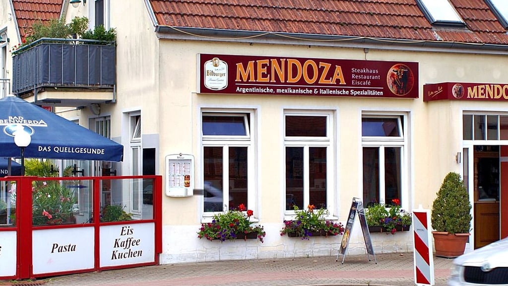 Das Steakhaus „Mendoza“ ist neu in Havelberg im Winterhafen an der Steintorbrücke. Zuvor war dort die Gaststätte „Fontana“.