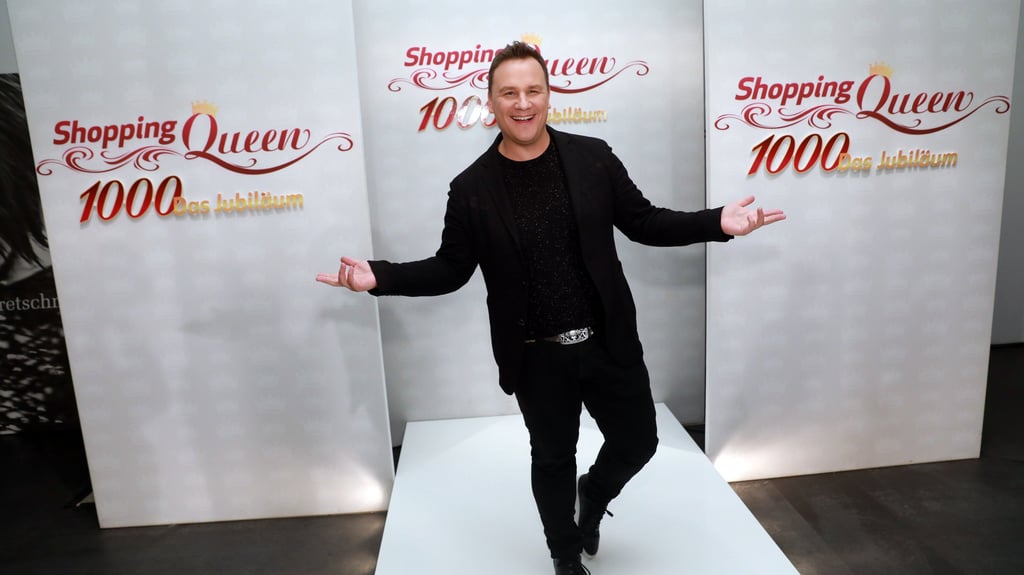 Designer und Moderator: Guido Maria Kretschmer bewertet die Outfits der Kandidatinnen aus Halle.