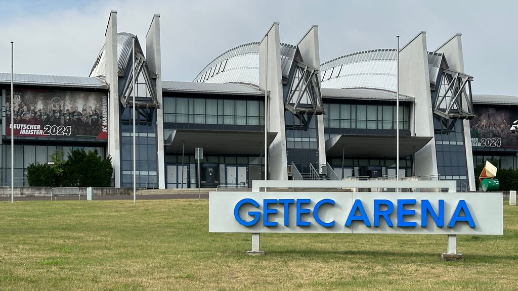 Die Getec-Arena ist Heimspielstätte der Handballer des SC Magdeburg. Doch sie ist stark sanierungsbedürftig. Dabei steht sie noch keine 30 Jahre.