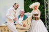 Szenenbild aus „Der eingebildete Kranke“ – Molières Komödienklassiker über einen Hypochonder und seine turbulente Hausgemeinschaft ist Teil des Sommertheaters 2025 in Magdeburg.