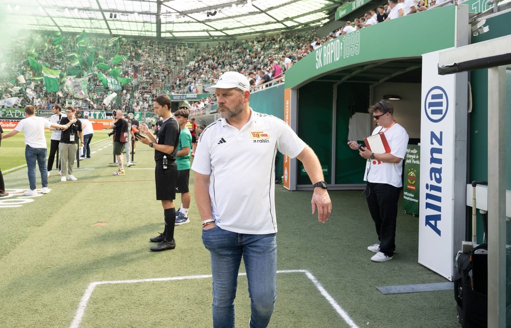 Steffen Baumgart und sein Team bereiten sich in Franken vor.