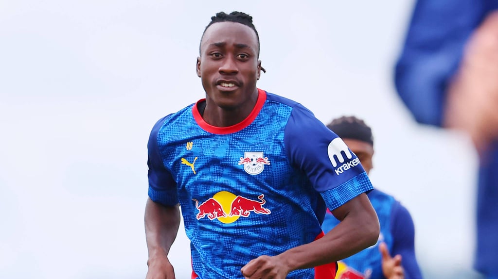 Yan Diomande beim Sprint im Trainingslager in Donaueschingen.