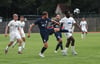 Für Malick Sanogo (am Ball) und den FCM II beginnt am Sonntag der Ernst der Saison - und das Abenteuer Regionalliga Nordost.