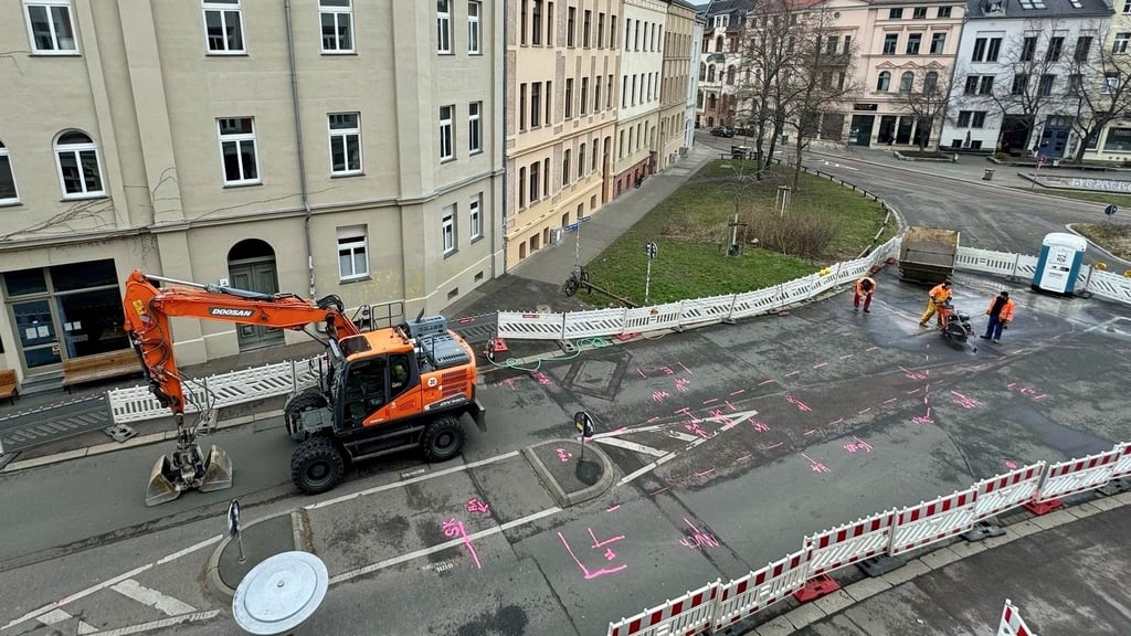 Im Frühjahr gab es eine Havarie in der August-Bebel-Straße. Wie ist der Stand der Sanierung der Wasserleitungen in Halle?