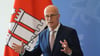 Hamburgs Bürgermeister Peter Tschentscher wirft den Berliner Behörden vor, die Abschiebung von mehreren Afghanen nach Schweden zu verhindern (Archivbild).