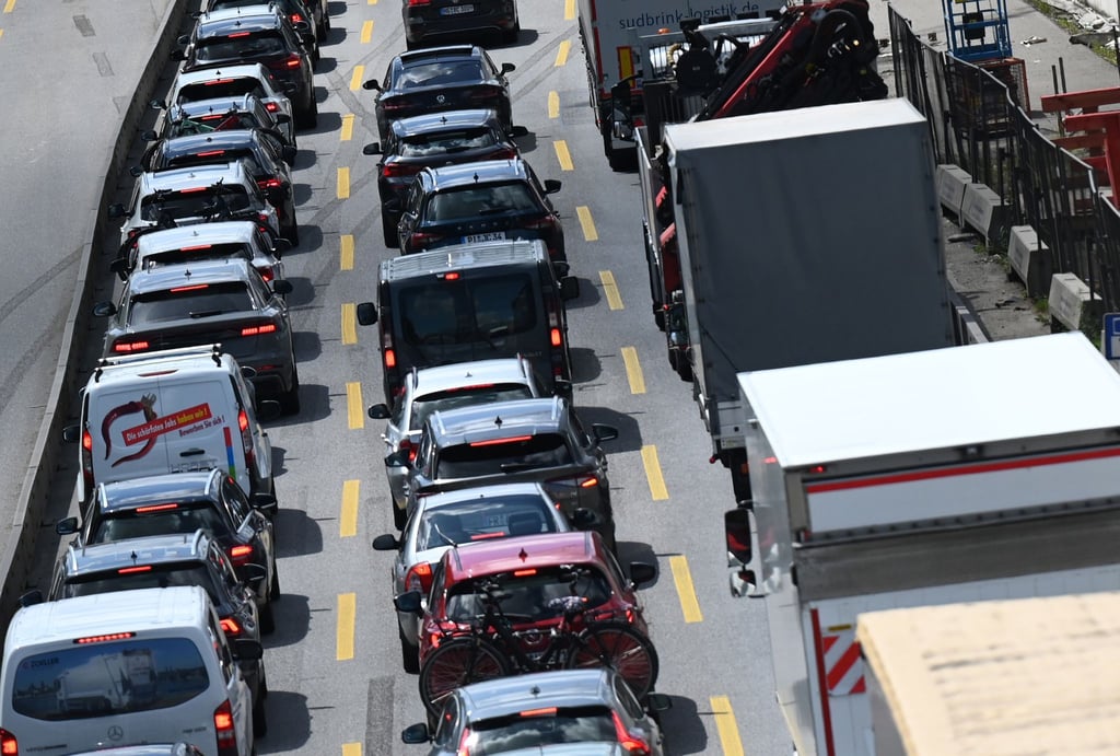 Der ADAC erwartet am letzten Juli-Wochenende besonders viel Verkehr auf den Autobahnen von und zu den Urlaubsorten an Nord- und Ostsee. (Symbolbild)