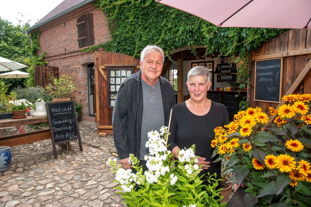 Biergärten in Anhalt: Das Hofcafé in Mühlstedt wird von Gabriele und Thomas Altmann betrieben.