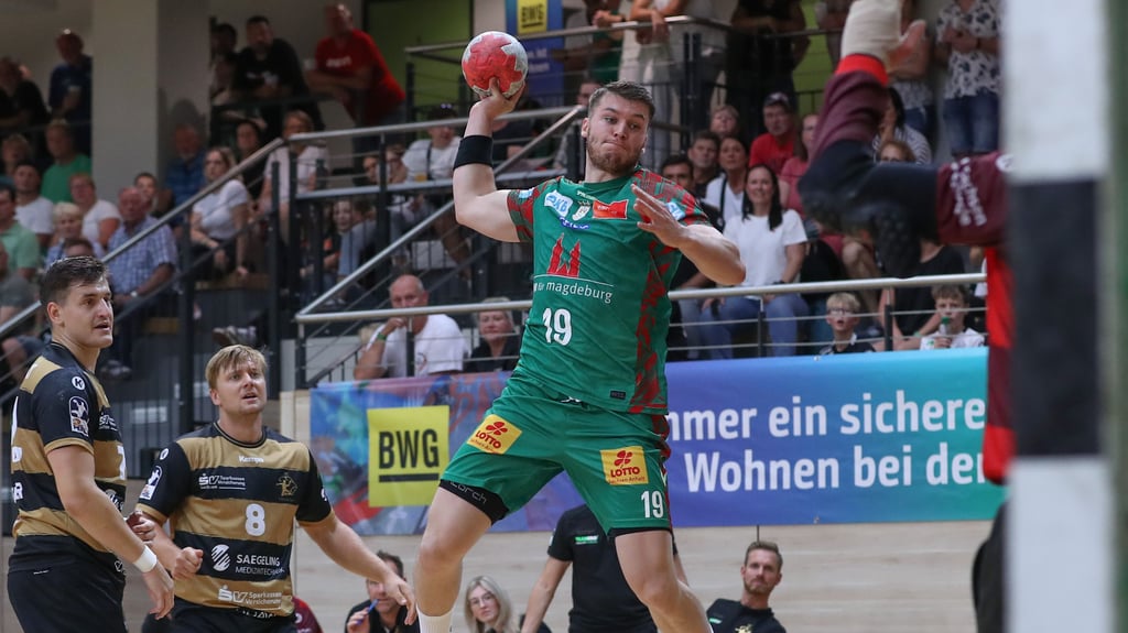 Nach 46 Sekunden erzielte Neuzugang Elvar Örn Jonsson das erste SCM-Tor in dieser Saison.